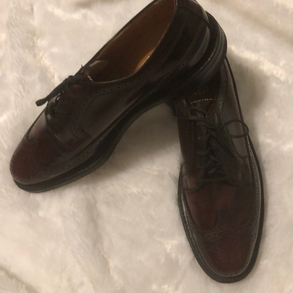 British Collection "Classy" Wingtip - Picture 2 of 8